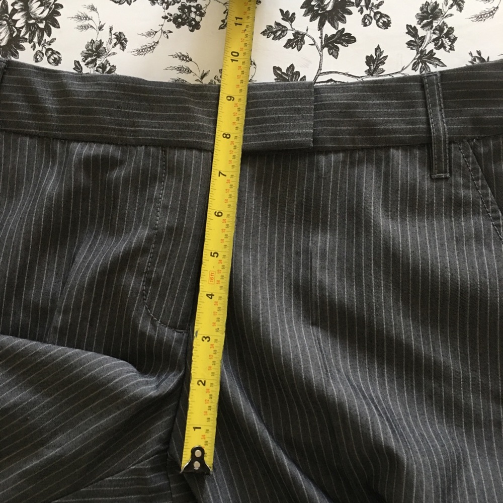 Bcbgeneration Gray Pinstriped Lightweight Pants 8 - image 4